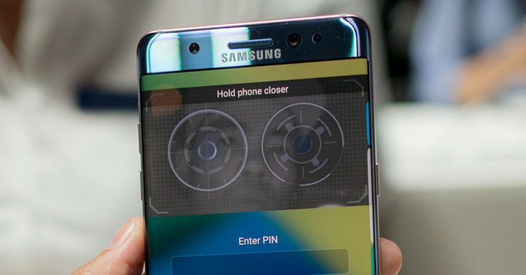 cam-bien-mong-mat-samsung-1