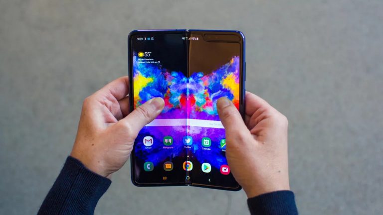 Galaxy Z Fold 3 ra mắt