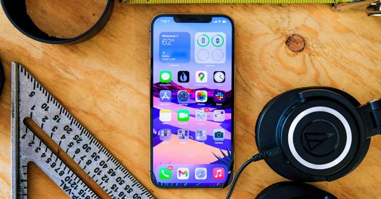 man-hinh-iphone-12-pro-max-1