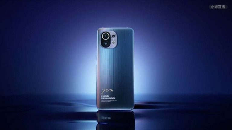 bên trong Xiaomi Mi 11