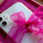 Valentine này tặng điện thoại gì cho người thương đây?