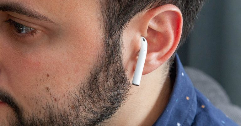 deo-tai-nghe-airpods-1