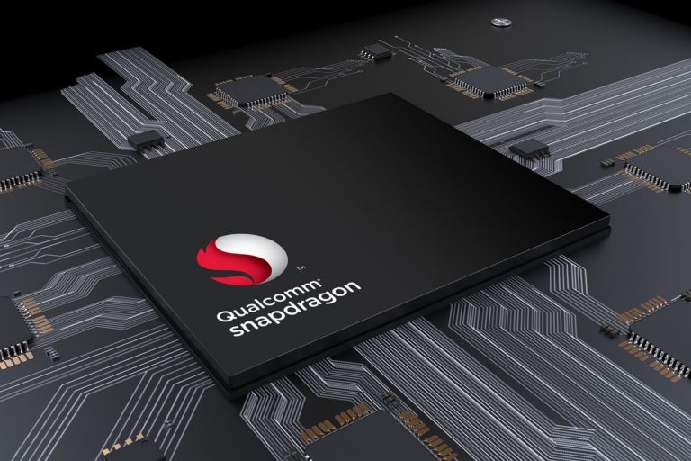 qualcomm-snapdragon-chip-shot-cropped-100743809-large