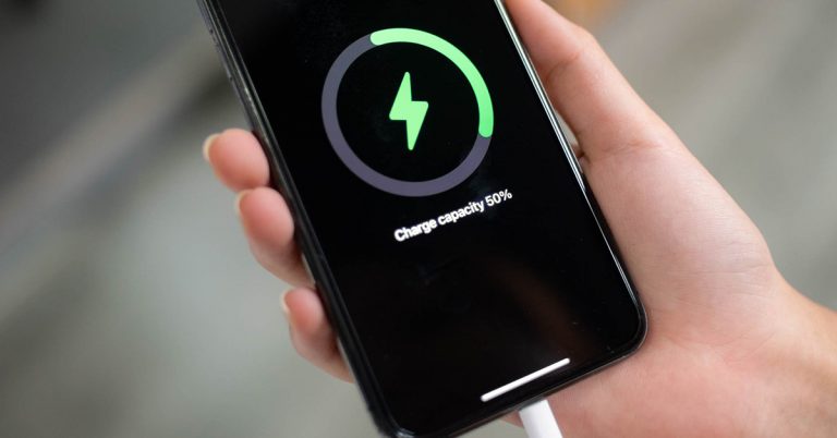 sac-pin-iphone-qua-dem-1