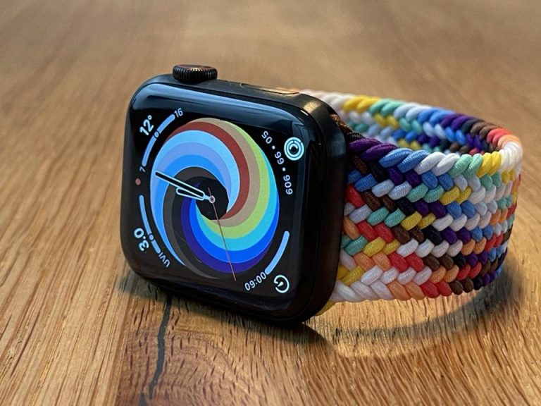 Apple Watch Series 8