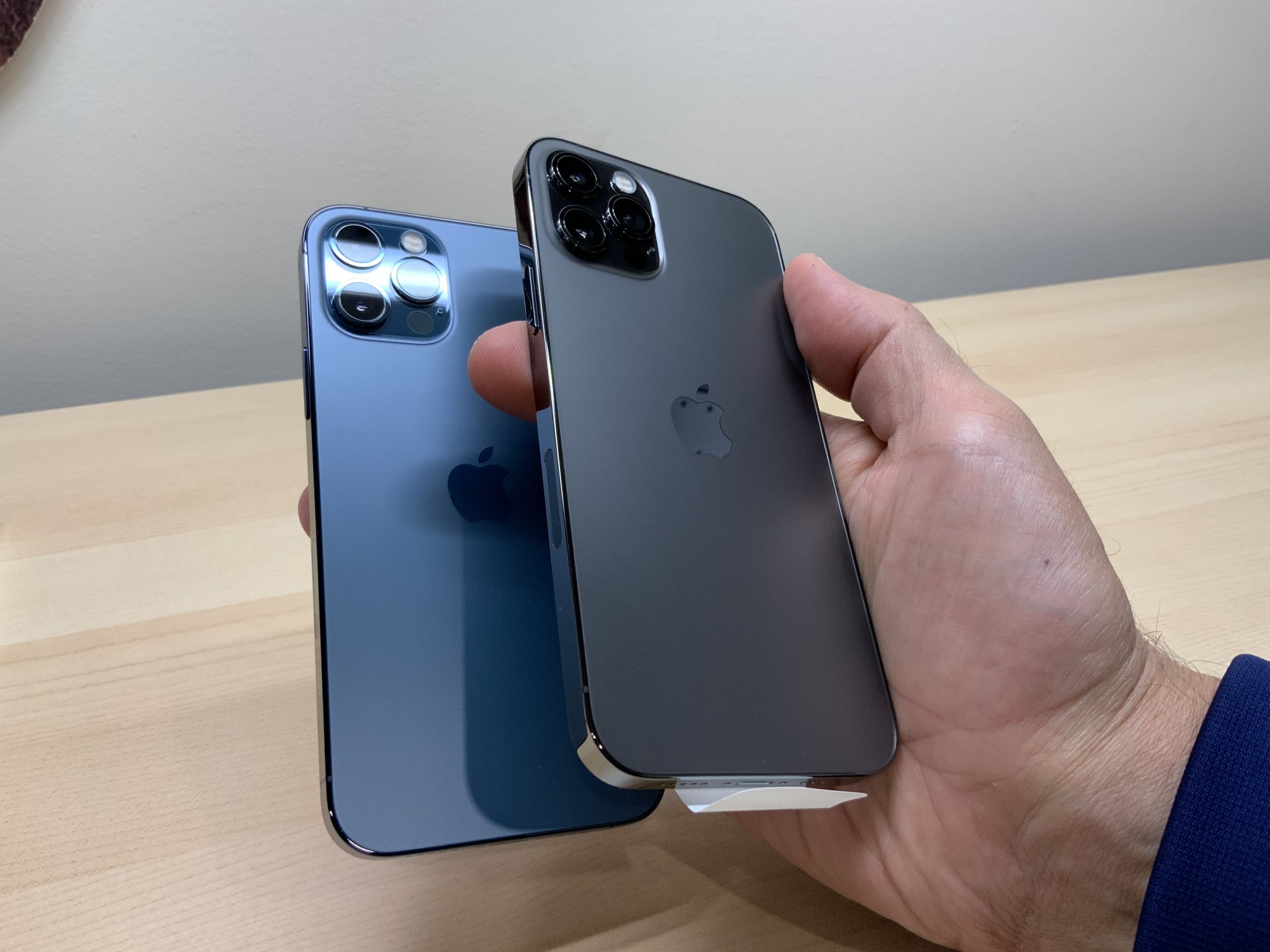 Người dùng sẽ sớm được mua iPhone màn hình to như Pro, Pro Max nhưng