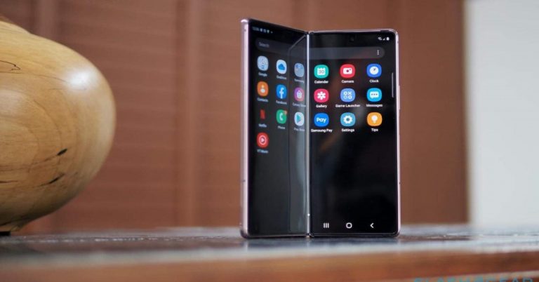 ro-ri-samsung-sap-cho-ra-mat-smartphone-man-hinh-gap-voi-camera-xoay-doc-dao-4