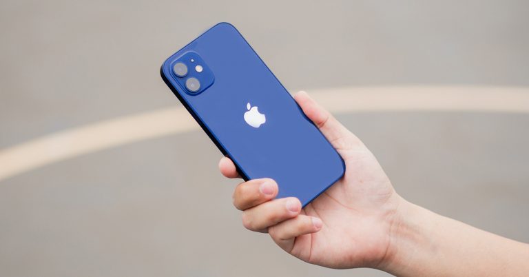 thi-phan-iPhone-12-5G-1