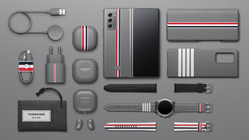 Samsung-Galaxy-Z-Flip-3-Thom-Browne-3