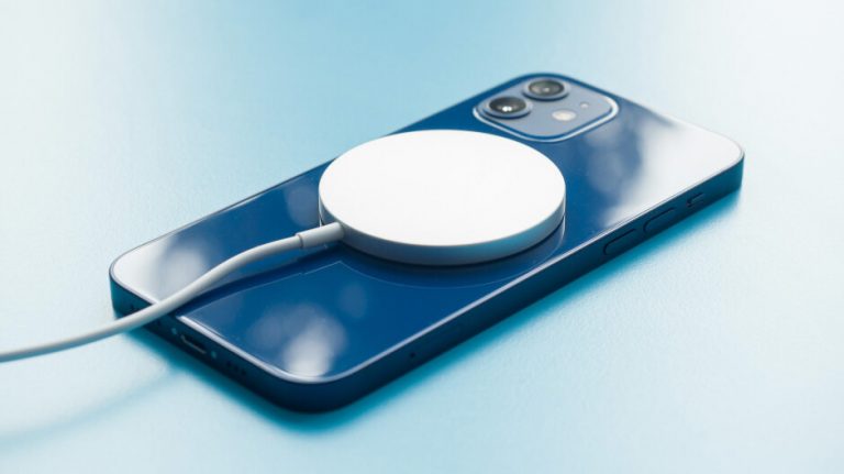 cong-nghe-sac-nhanh-25w-1