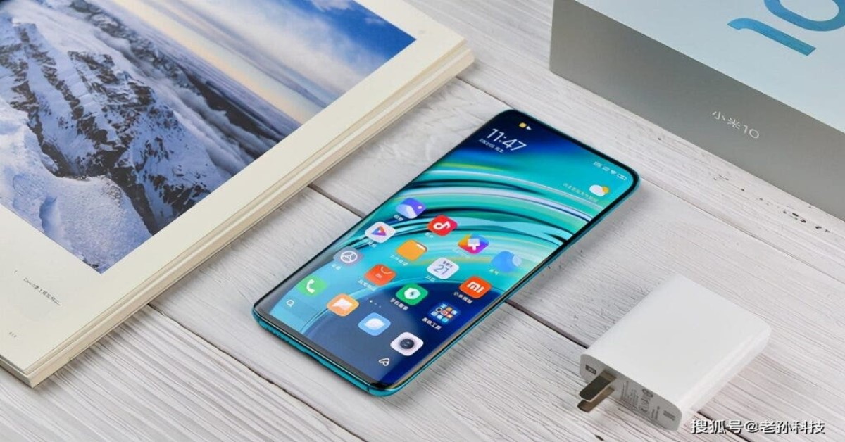 ro-ri-ve-redmi-k50-voi-sac-nhanh-67W -3