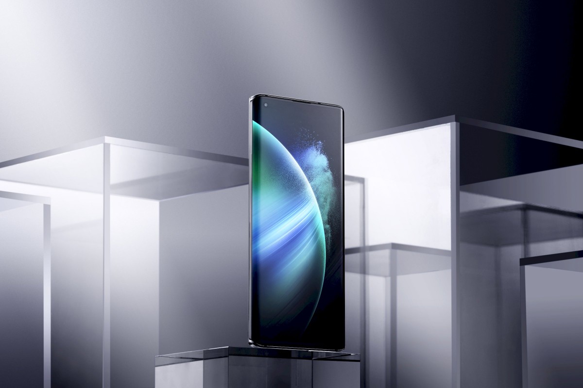 sac-day-pin-trong-10-phut-infinix-concept-phone-2021-la-smartphone-sac-nhanh-nhat-the-gioi-hien-nay-3
