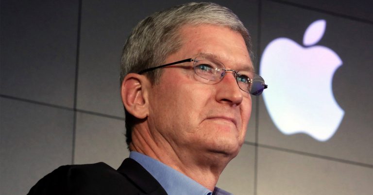 Tim-Cook-duoc-thuong-1