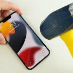 “Xót xa” khi chứng kiến iPhone 13 Pro bị “hành hạ” để kiểm tra độ bền