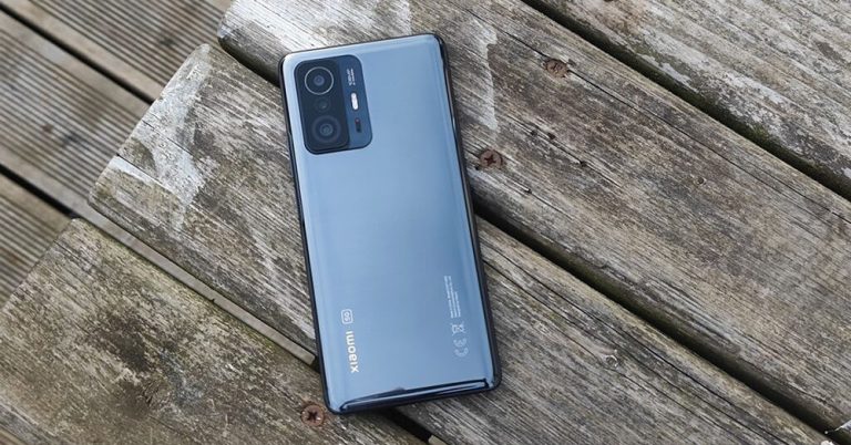 Xiaomi-11T-Pro-chay-hang-1