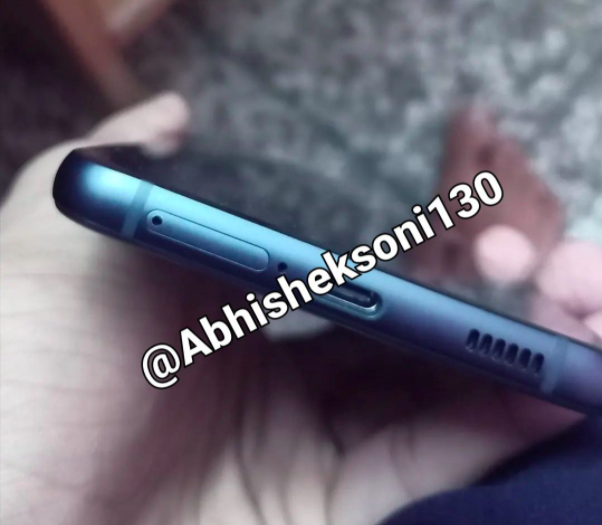 anh-tren-tay-galaxy-s21-fe-6