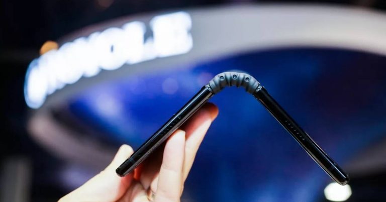 smartphone dị nhất 2021