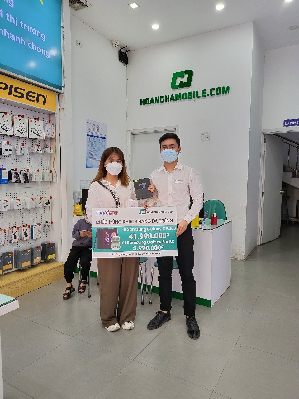 khach-hang-trung-fold3-2