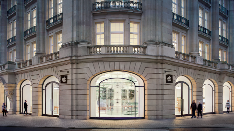 apple store bị tấn công