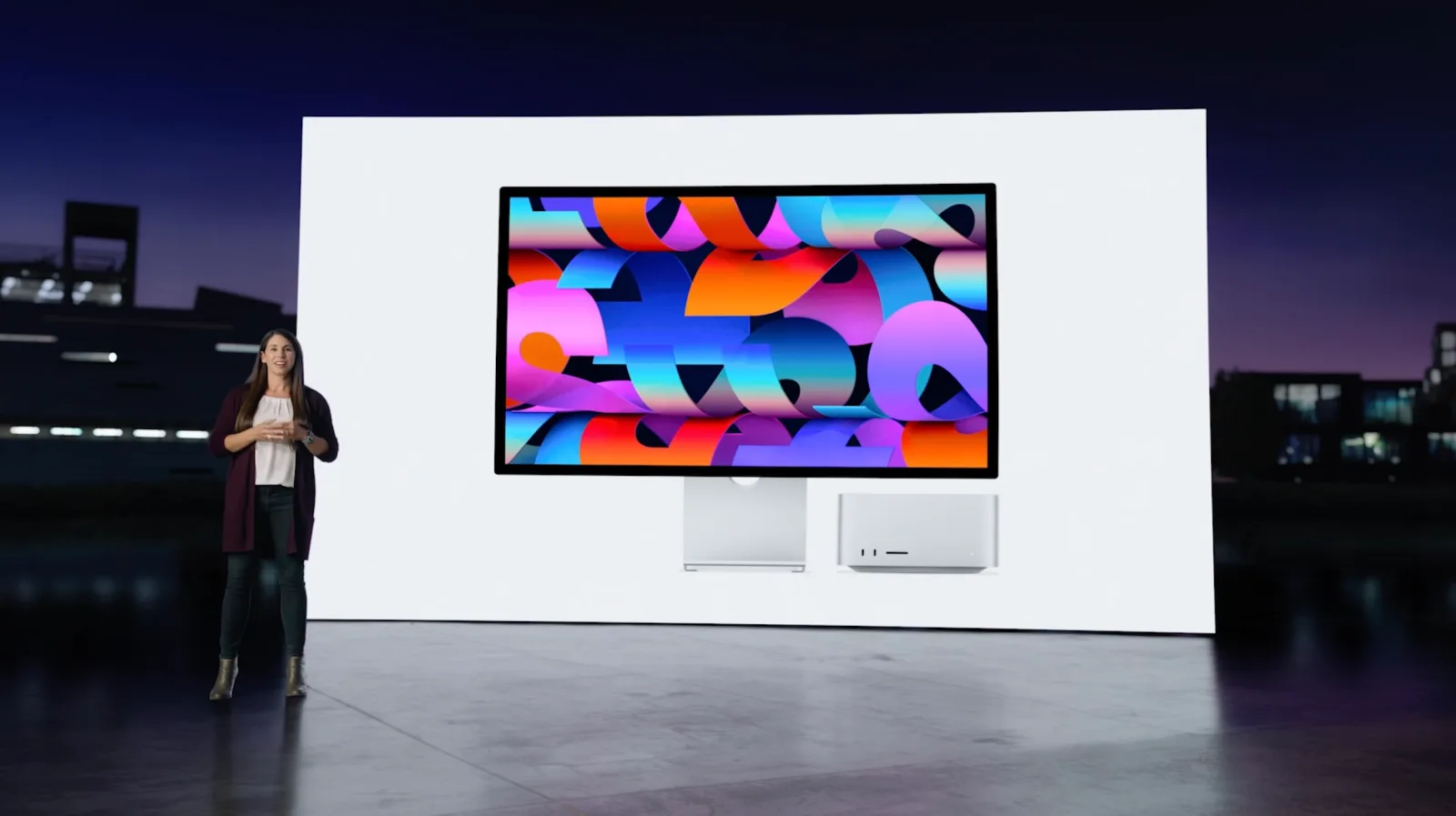 Studio display hoangha