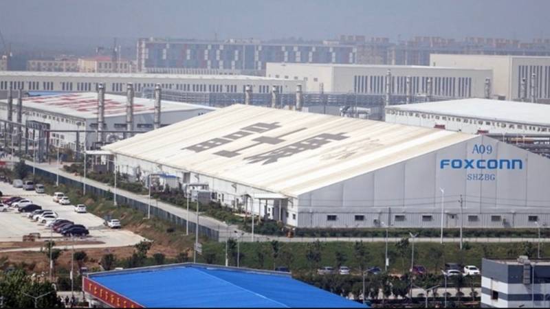 Nhà máy của Foxconn tại Thâm Quyến tạm dừng hoạt động