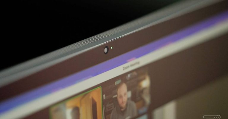 webcam của apple studio display