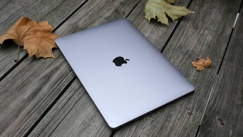 Nhiều dự án đổi mới chiếc MacBook đang được Apple thực hiện