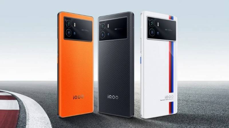 iQOO 10 Pro được trang bị sạc nhanh 200W