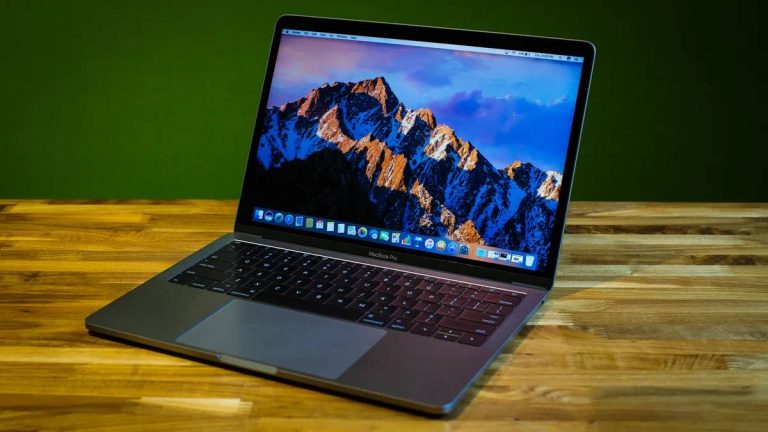 apple-macbook-pro-13-inch-2016-1888-044