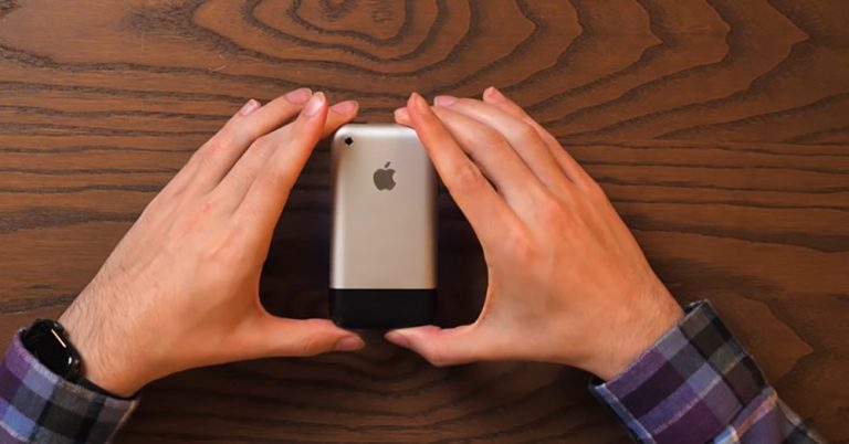 nguyen-mau-iPhone-dau-tien-1