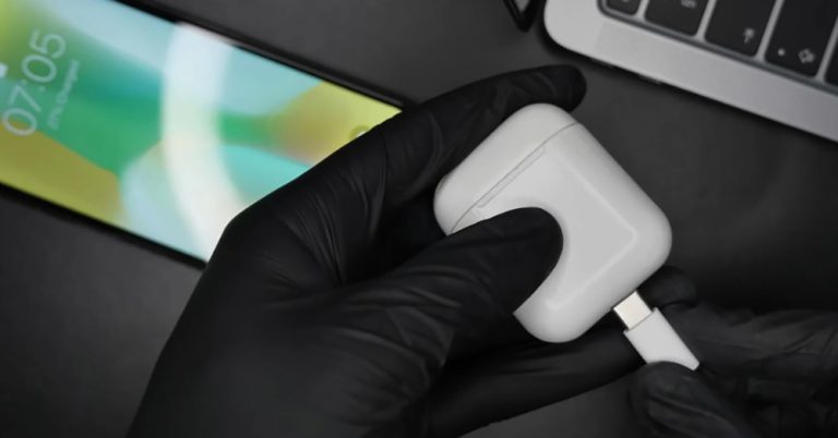 AirPods-cong-sac-USB-C-1