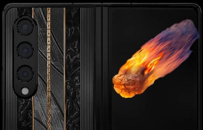 Chưa đủ đắt, Galaxy Z Fold4 xuất hiện bản đính thiên thạch giá hơn 220 triệu!