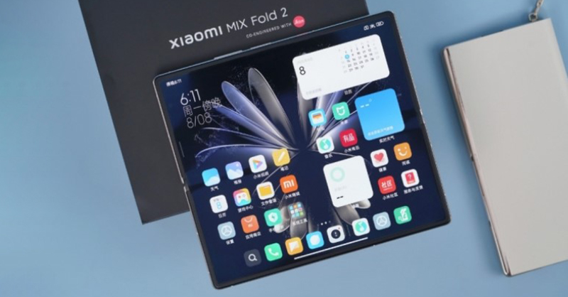 tren-tay-Xiaomi-MIX-Fold-2-6