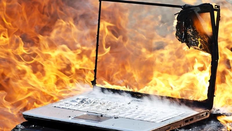laptop bị hỏng do nóng