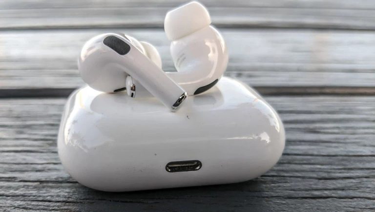 apple-airpods-pro-2