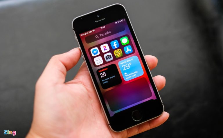 apple-bat-ngo-cap-nhat-ios-cho-iphone-5s