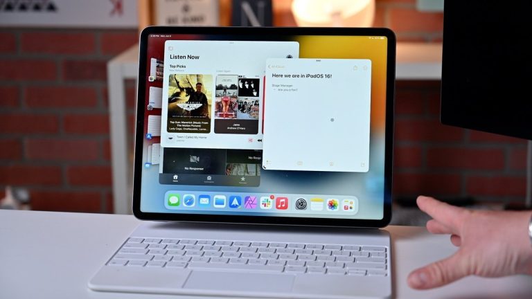 48851-95461-48772-95307-Stage-Manager-on-iPad-Pro-xl-xl