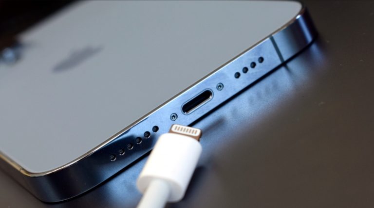 EU yêu cầu sử dụng USB-C