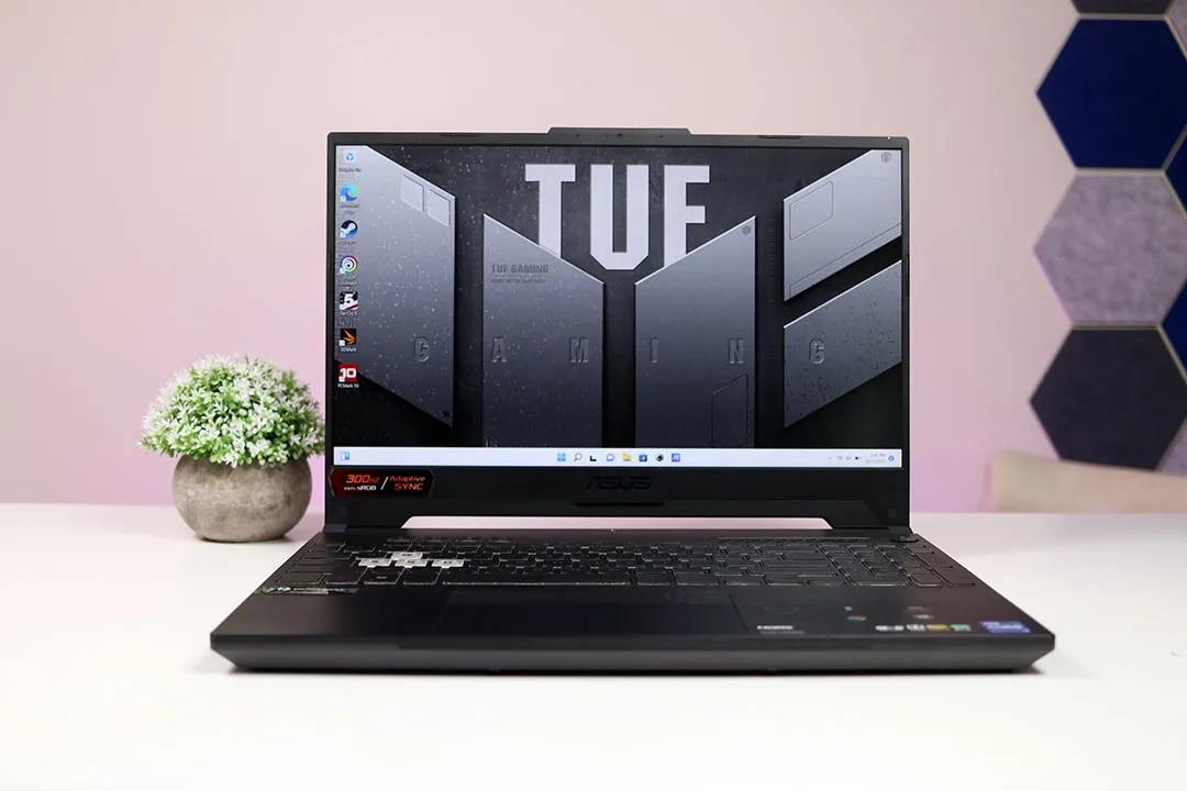 Review Asus TUF Gaming F15 (2025)