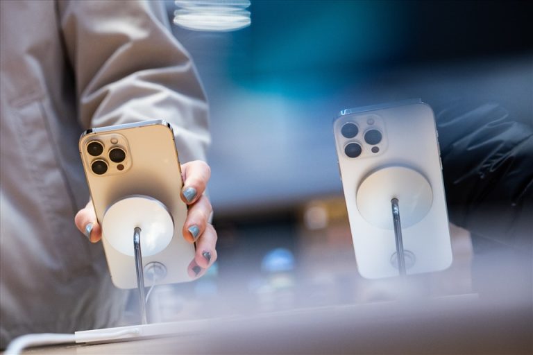 toc-do-truyen-du-lieu-tren-cong-usb-c-cua-iphone-15-va-iphone-15-pro-la-mot-troi-mot-vuc-2