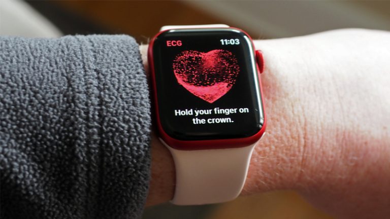 cach-do-dien-tam-do-ecg-tren-apple-watch-7_800x450