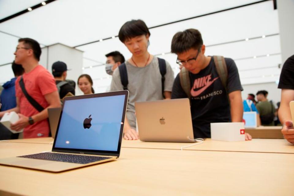 Apple nhập ít linh kiện MacBook