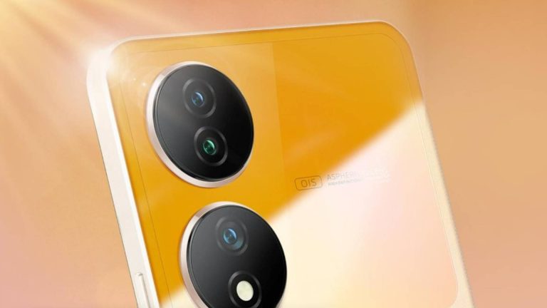 Vivo Y100 chính thức ra mắt, sở hữu tính năng đổi màu cực dị