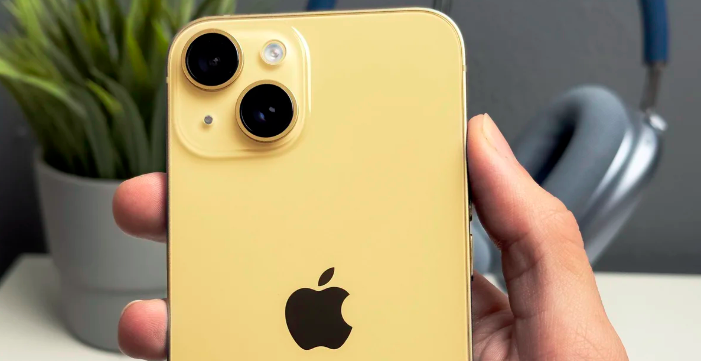 iPhone 14 màu vàng