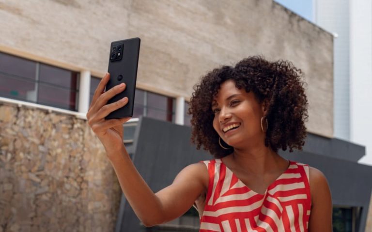 Motorola-Edge-40-Pro-3