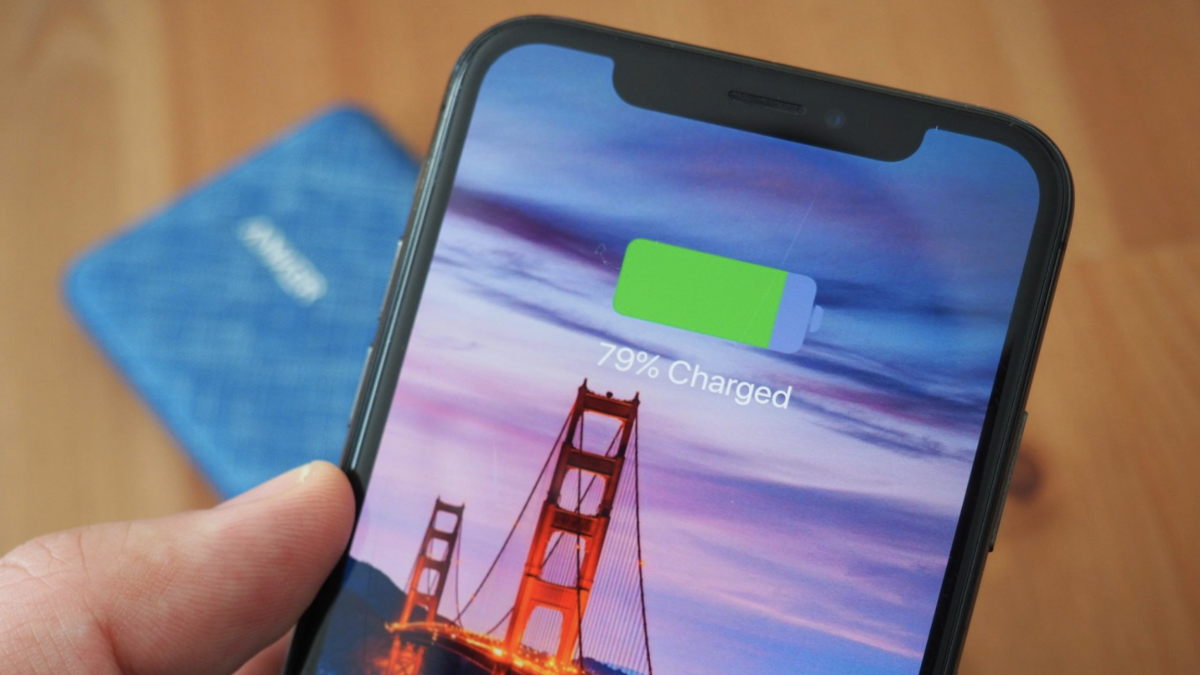 he-nong-iphone-chi-co-the-sac-den-80-va-lam-sao-de-giai-cuu-iphone