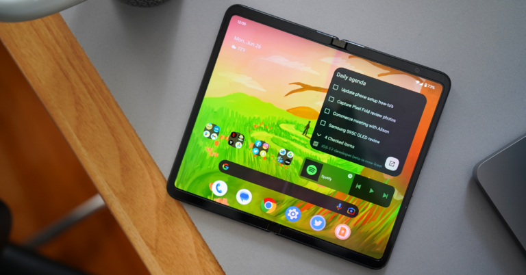 dien-thoai-gap-cua-google-vua-ban-da-loi-man-hinh