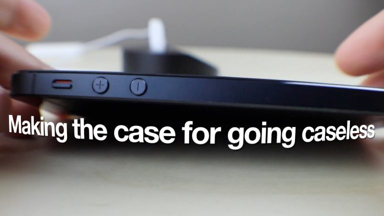 cach-ra-de-doc-la-cua-nguoi-giau-khong-dung-op-lung-dien-thoai