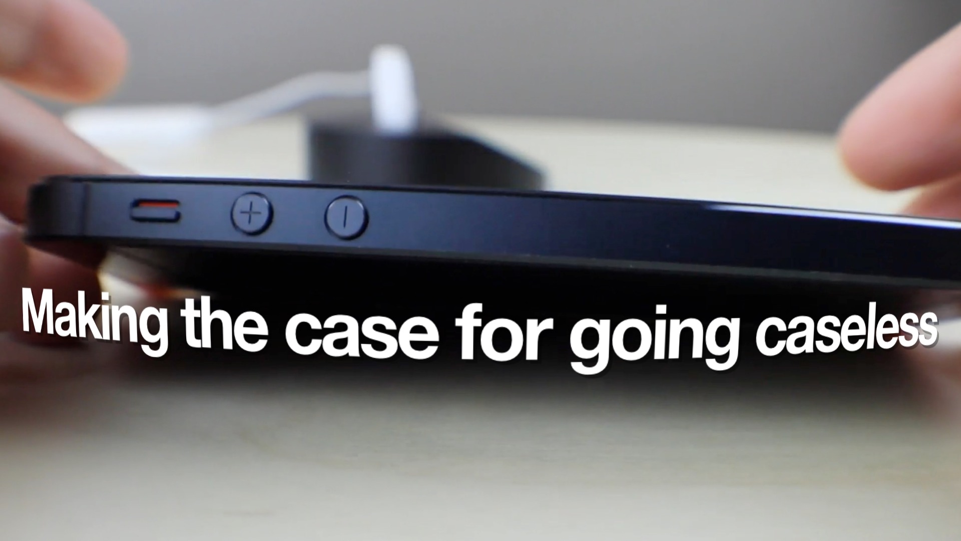 cach-ra-de-doc-la-cua-nguoi-giau-khong-dung-op-lung-dien-thoai