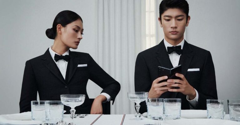 Galaxy-Z-Fold5-Thom-Browne